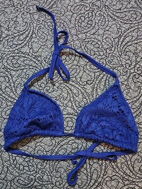 Aerie triangl swimwear Royal Blue Crochet Triangle Bikini Top